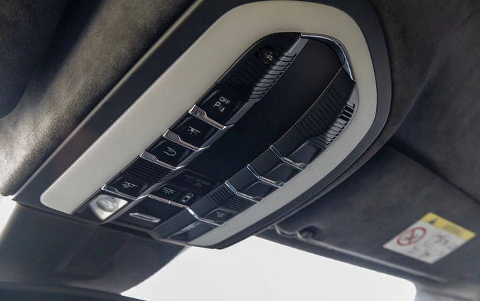 Porsche Cayenne cena 270000 przebieg: 122219, rok produkcji 2016 z Brześć Kujawski małe 631